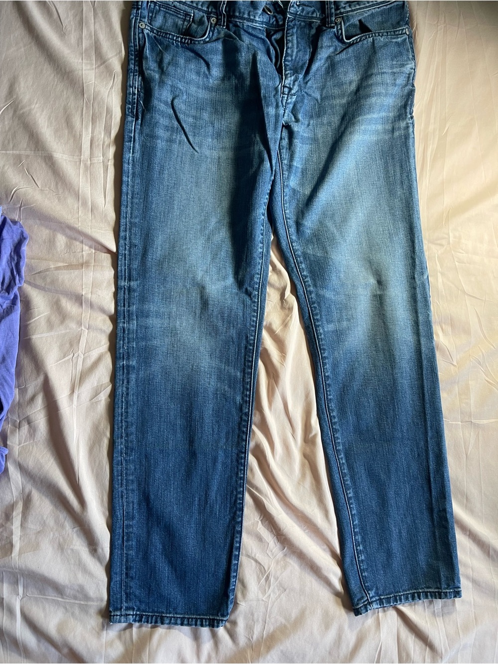 DKNY Men’s Williamsburg Skinny Jeans - Picture 4 of 5